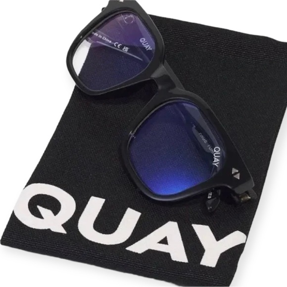 QUAY Page Turner Bluelight Glasses Black Frame Blue Light Blocking Lenses NWT - Picture 7 of 11